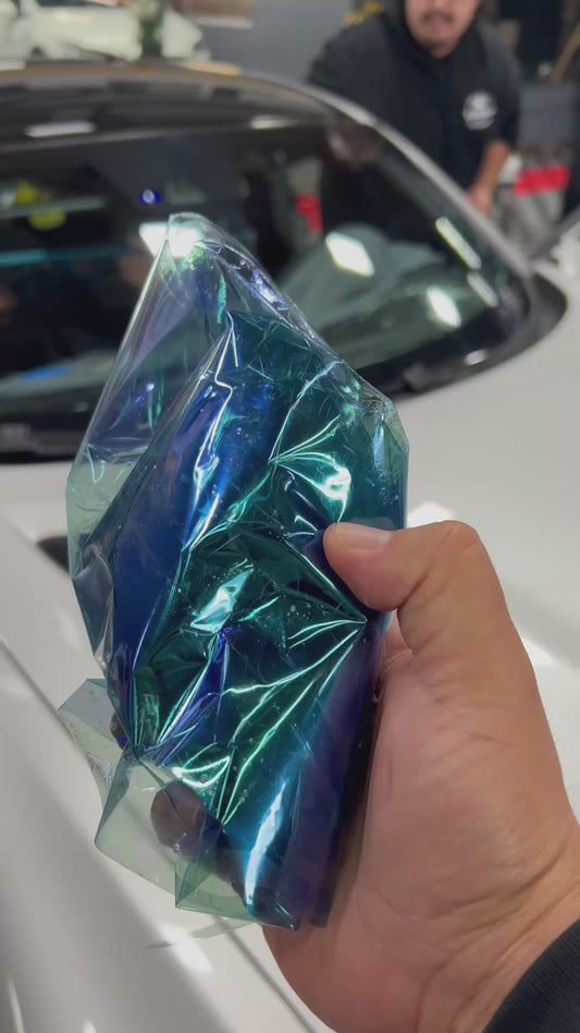 “🔥 Special Offer: Chameleon Windshield Tint for Sedans – Limited Time!”